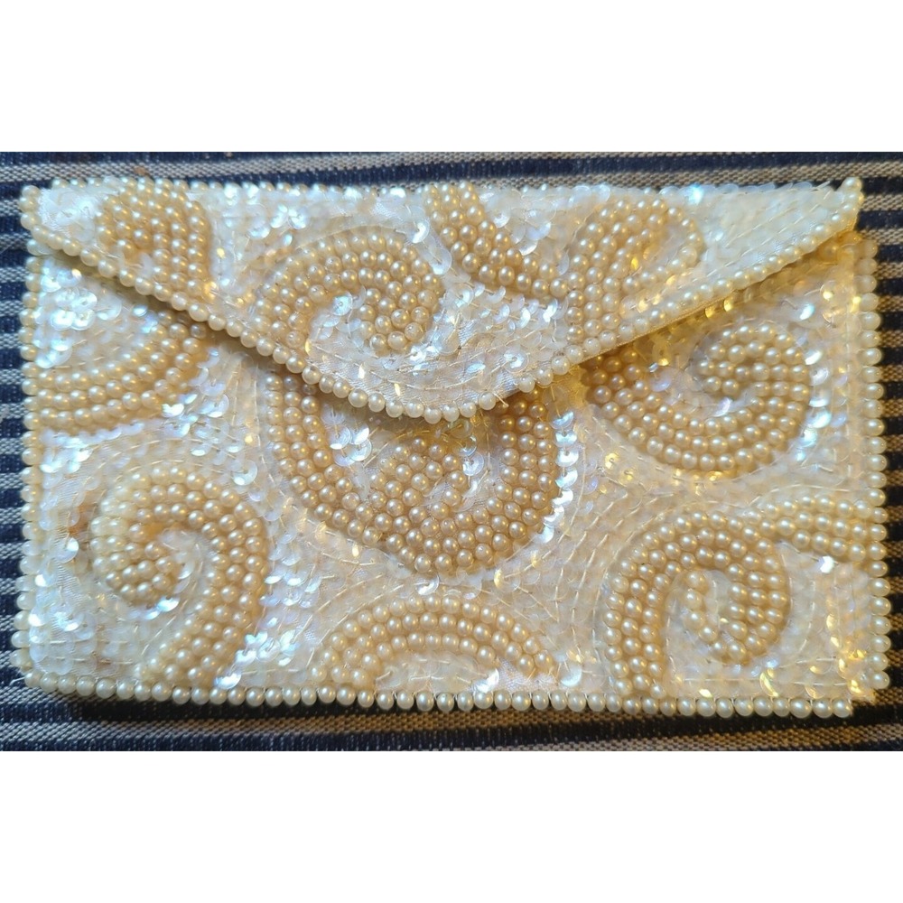 Gorgeous Vintage Ivory Handmade in‎ Japan Beaded Sequin Purse